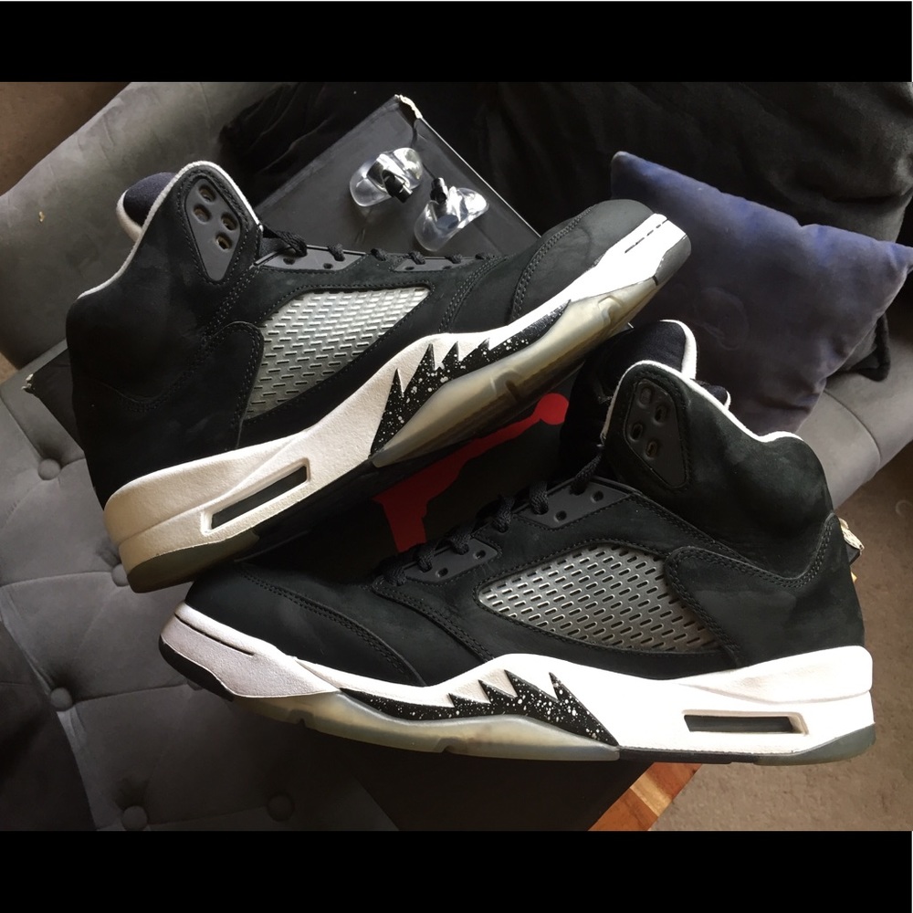 AIR JORDAN 5 RETRO OREO SIZE 12 W/BOX 136027 035